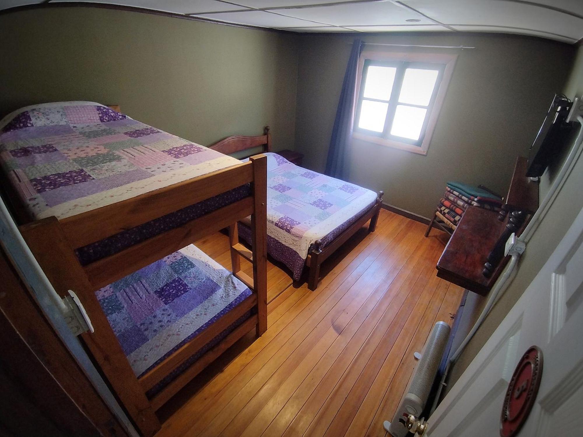 Hospedaje Lenas Del Tolosa Las Cuevas  Room photo
